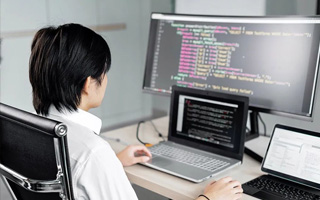 广安 ,php声明和调用变量的符号是什么？